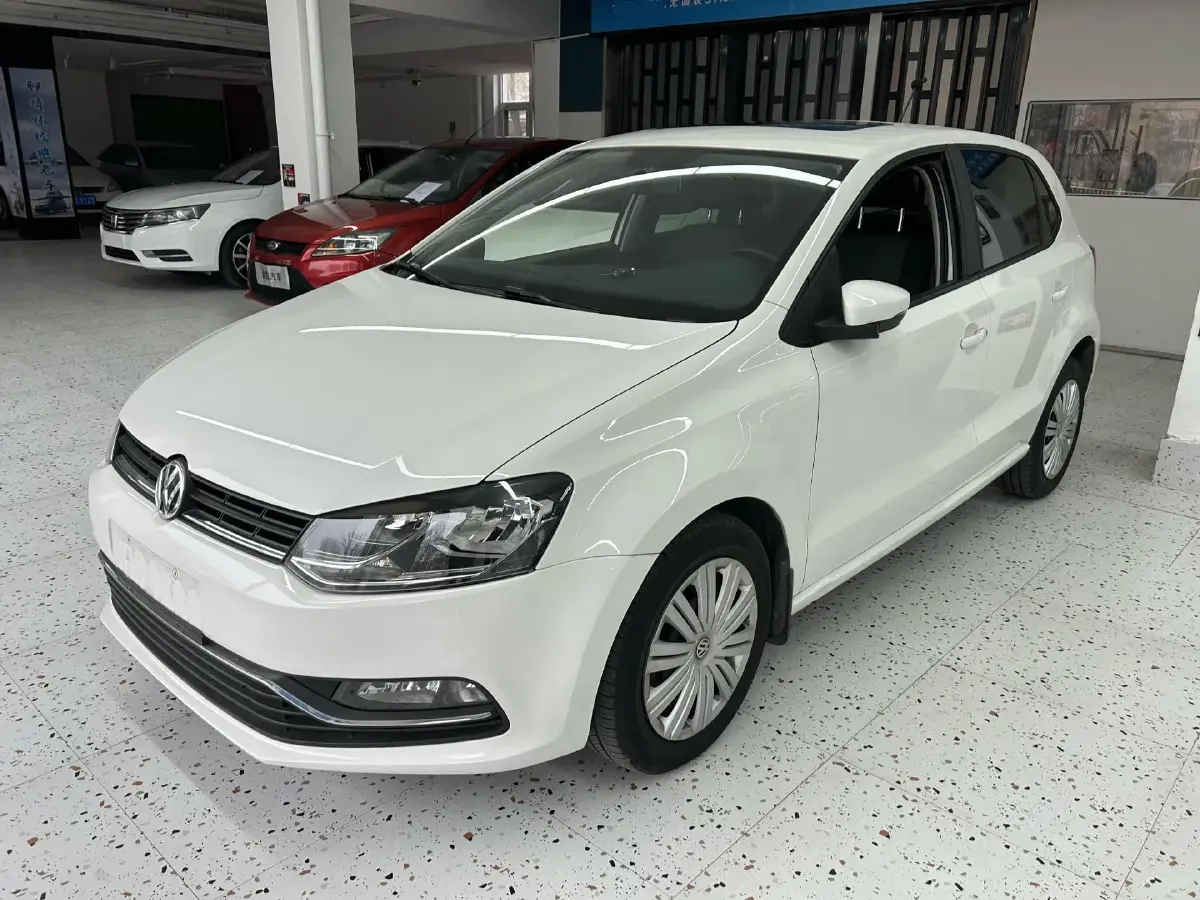 2018 Volkswagen Polo 1.5L 110HP L4 6AT