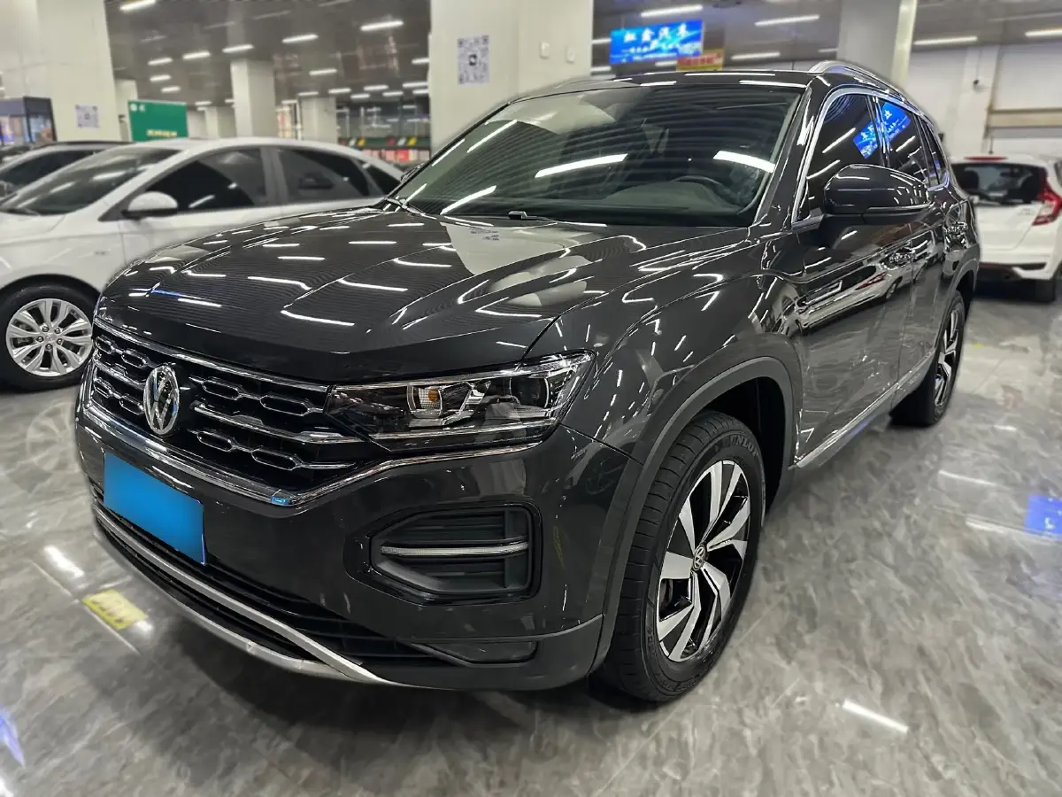 2020 Volkswagen Tayron 2.0T 186HP L4 7DCT