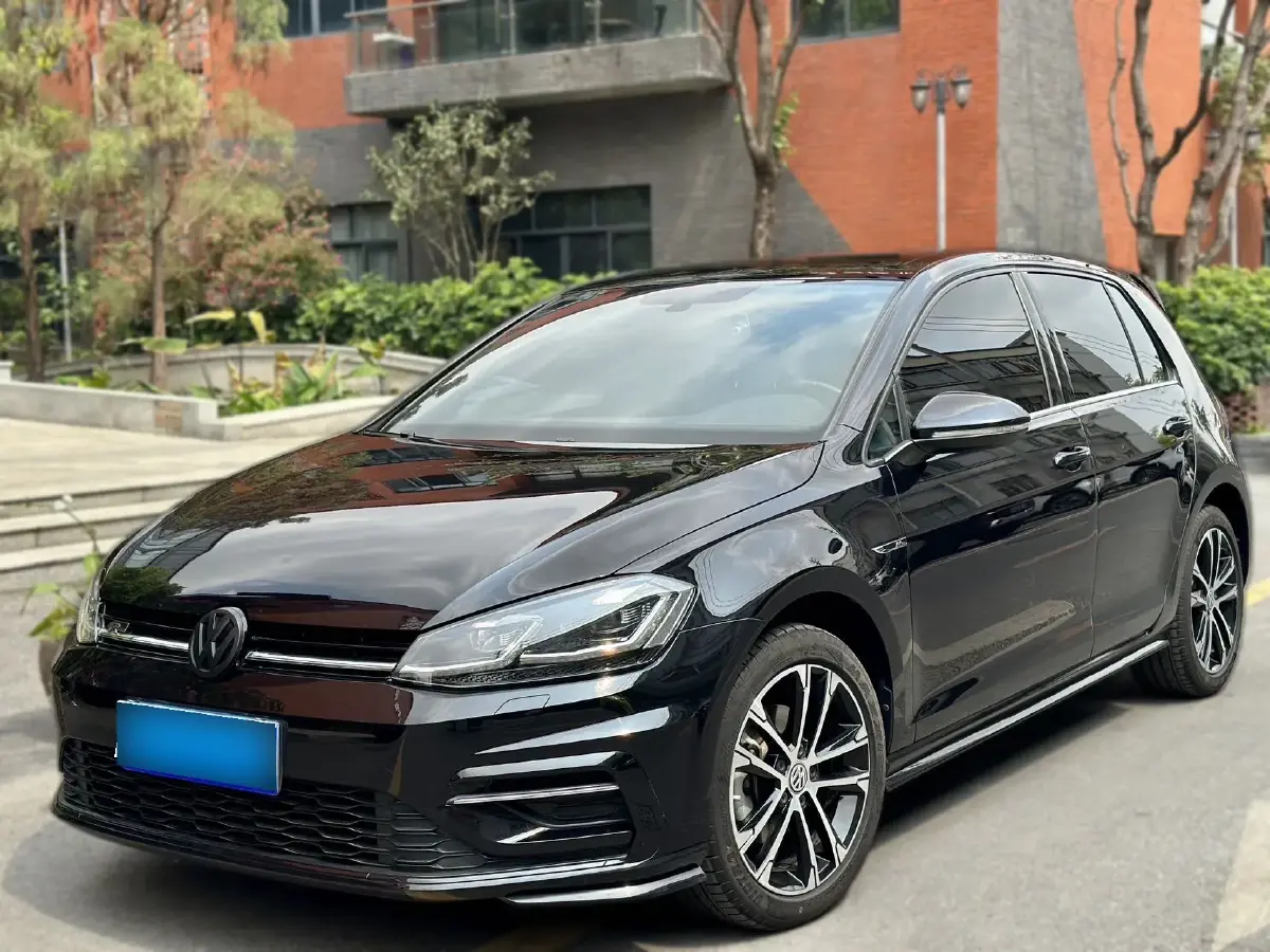 2021 Volkswagen Golf 1.4T 150HP L4 7DCT