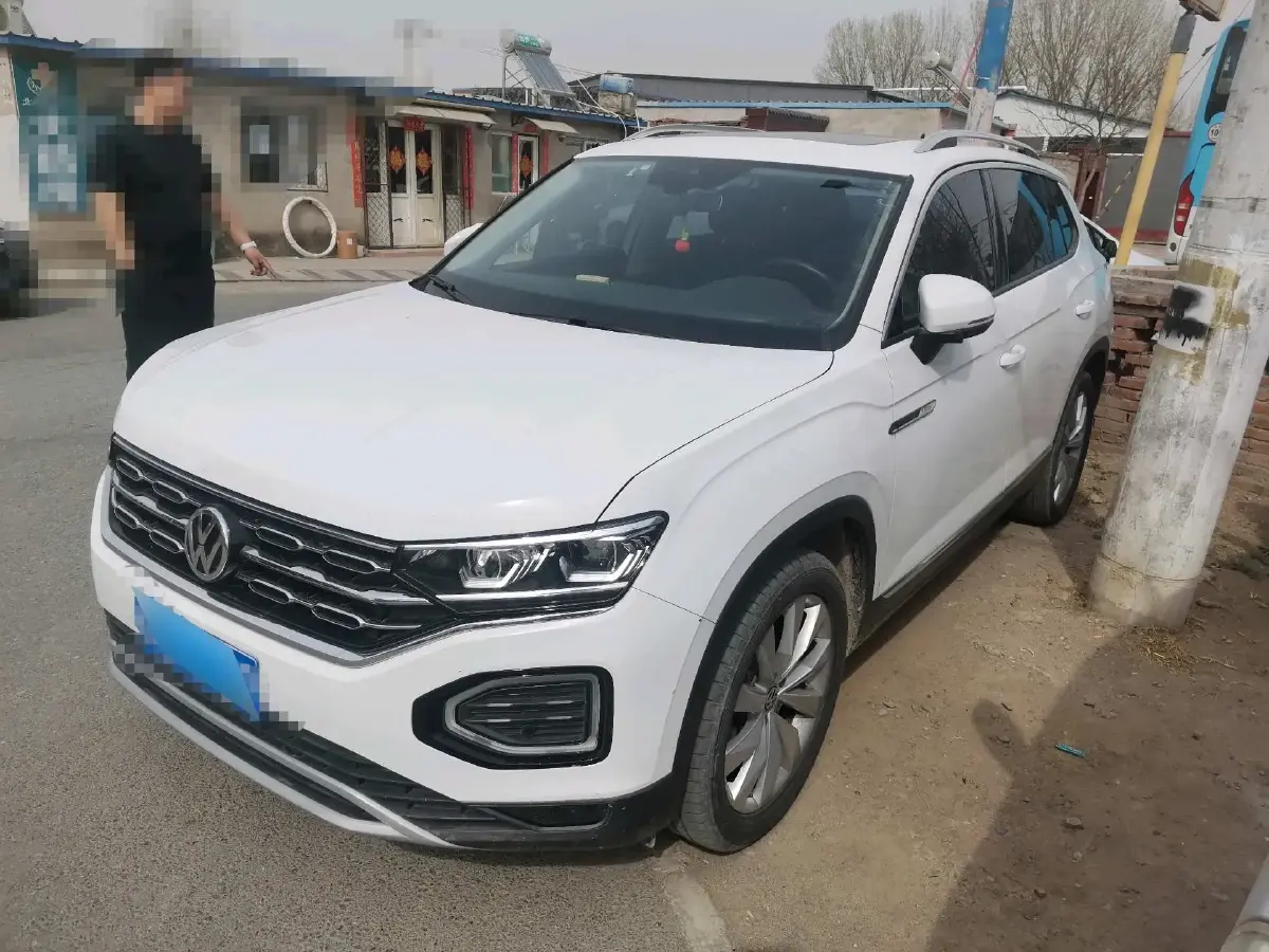 2020 Volkswagen Tayron 2.0T 186HP L4 7DCT