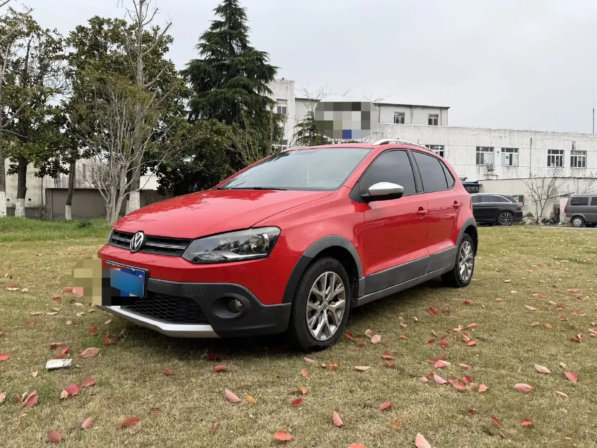 2014 Volkswagen Polo 1.6L 110HP L4 5MT