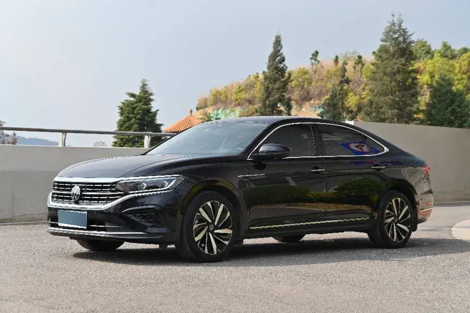 2021 Volkswagen Passat 2.0T 186HP L4 7DCT