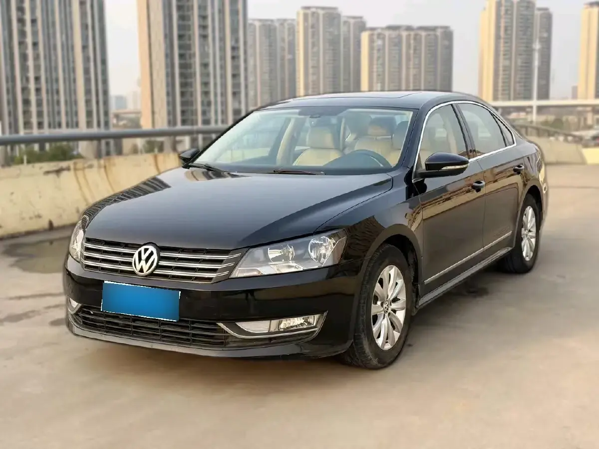 2014 Volkswagen Passat 1.8T 160HP L4 7DCT