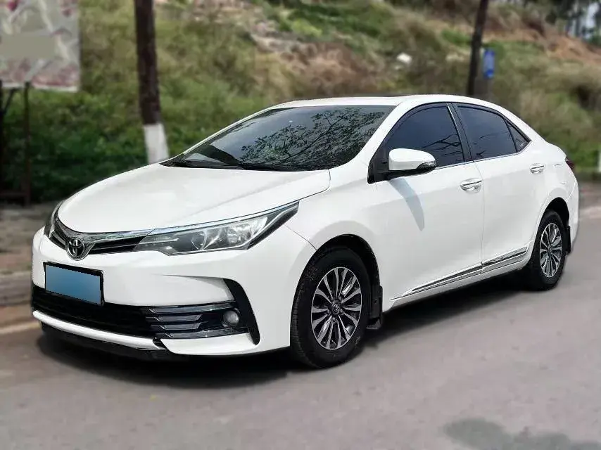 2017 Toyota Corolla 1.2T 116HP L4 CVT