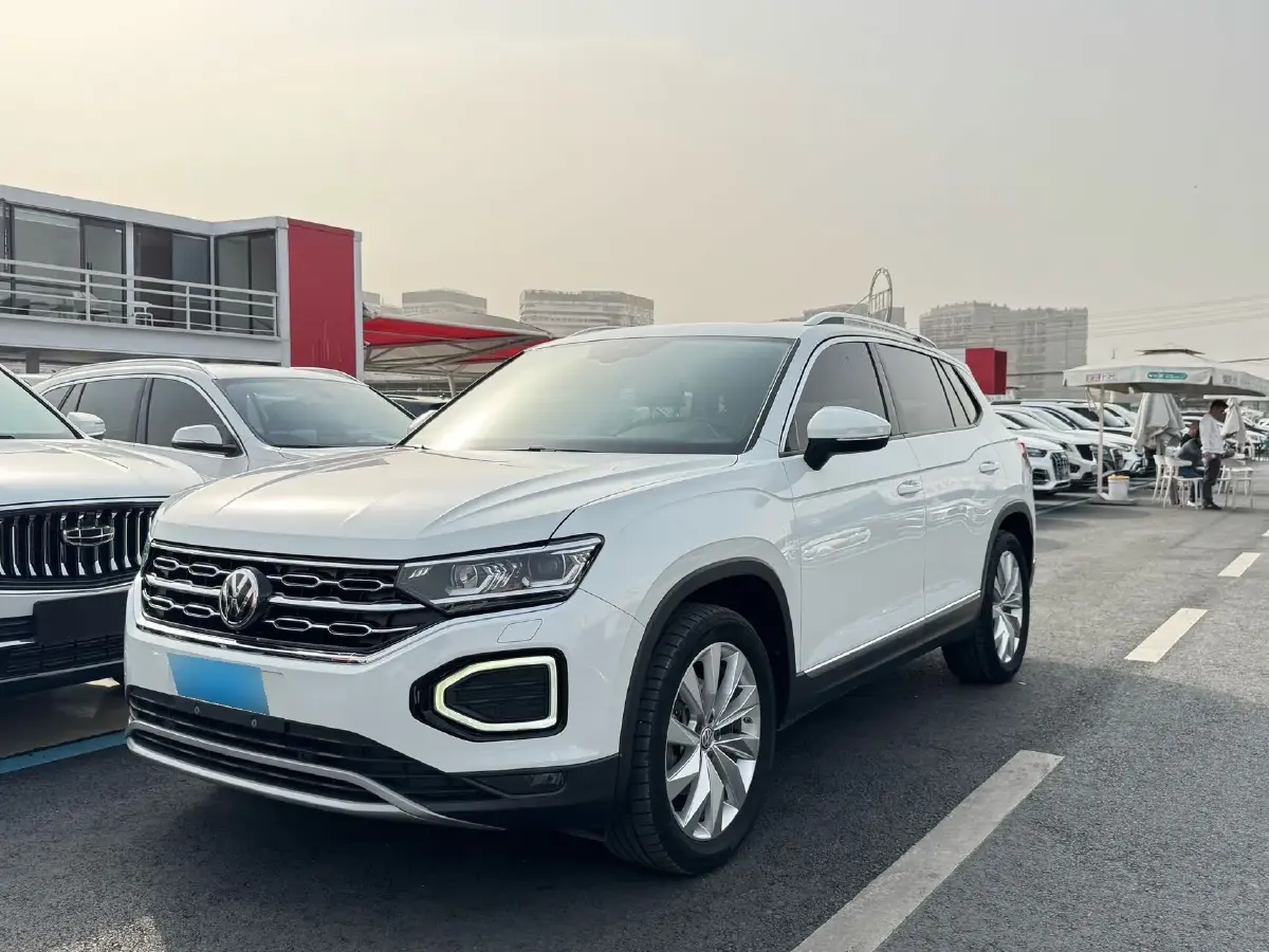 2019 Volkswagen Tayron 2.0T 186HP L4 7DCT