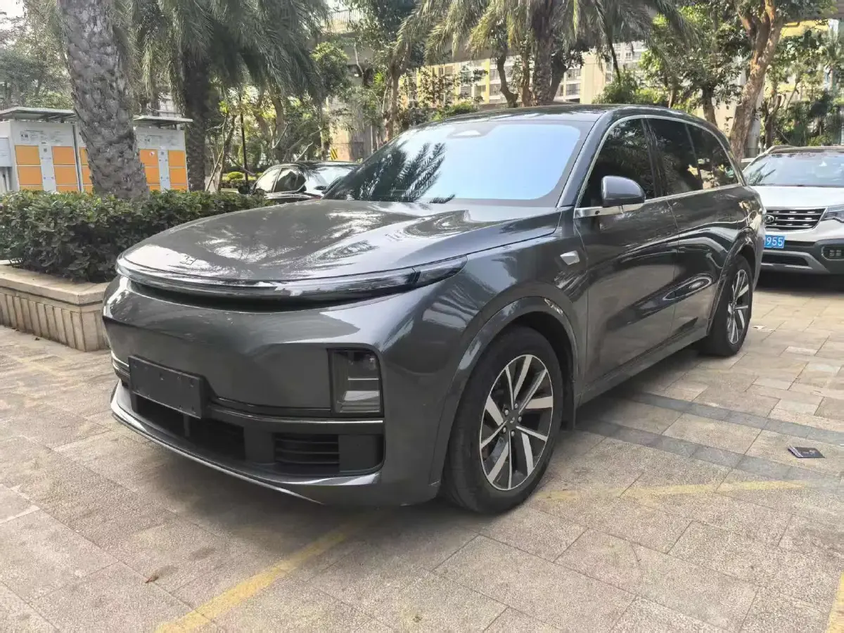 2023 Li L8 Range Extended 154HP REEV 40.9KWH