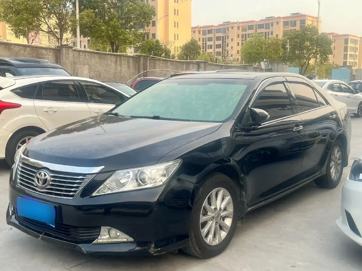 2013 Toyota Camry 2.0L 148HP L4 4AT