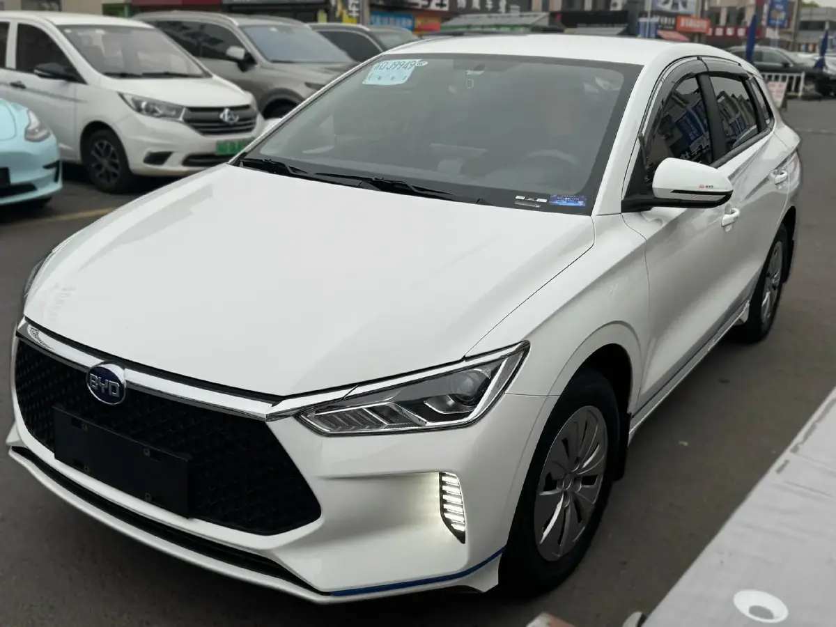 2021 BYD e2 BEV 43.2KWH