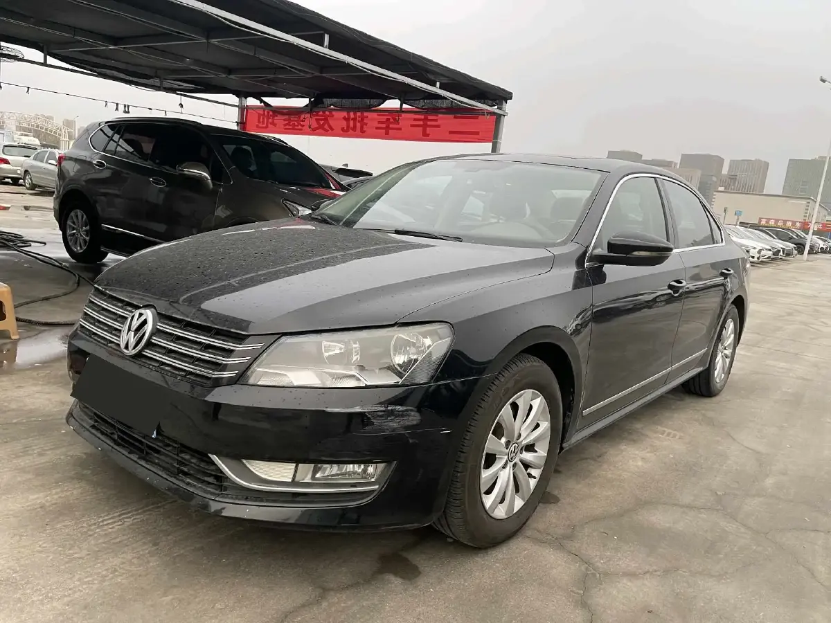 2013 Volkswagen Passat 1.8T 160HP L4 7DCT