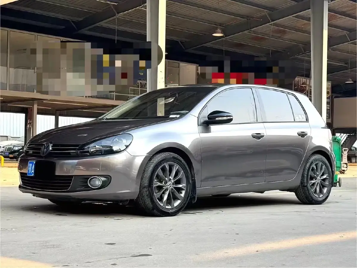 2012 Volkswagen Golf 1.4T 131HP L4 5MT