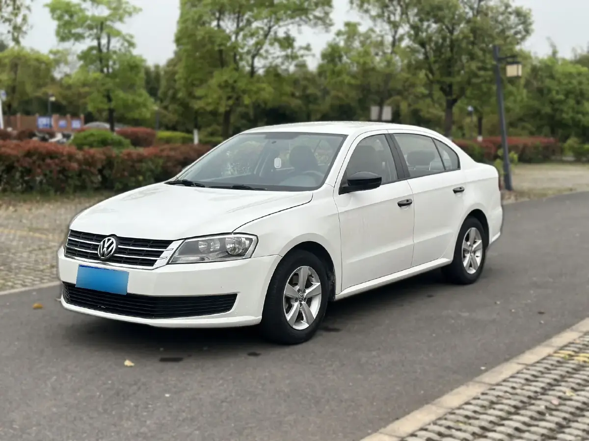 2013 Volkswagen Lavida 1.6L 110HP L4 5MT