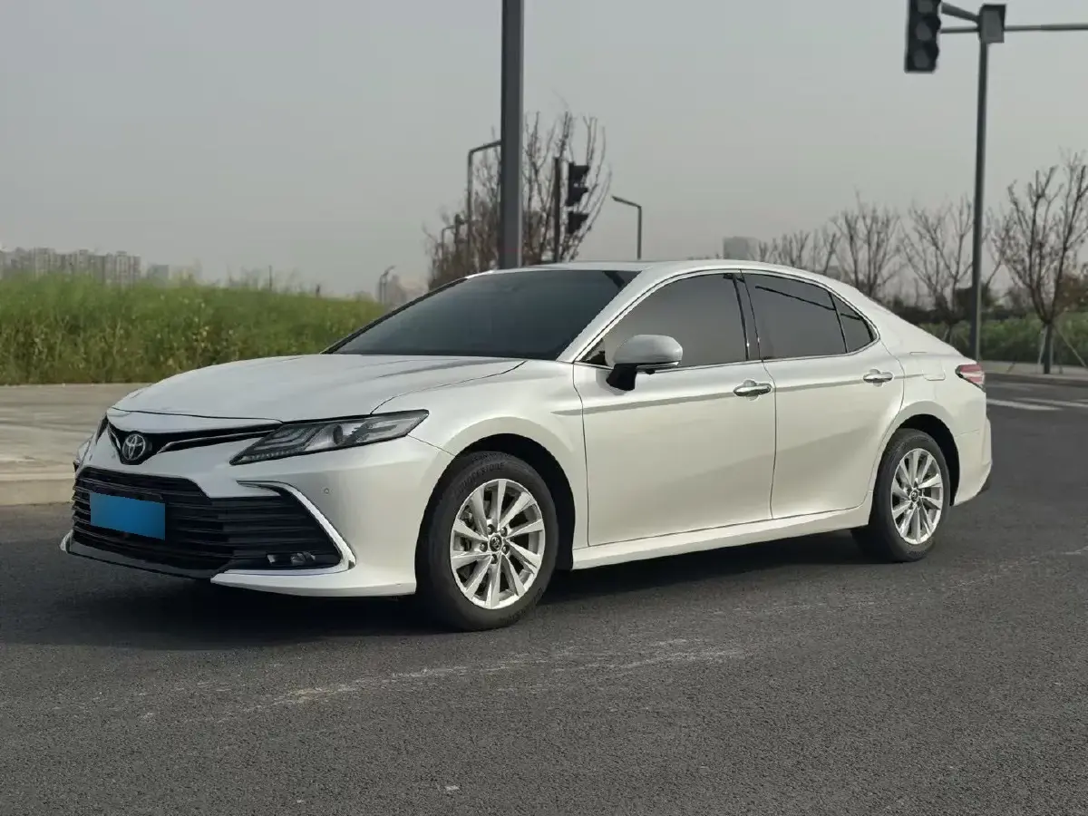 2021 Toyota Camry 2.0L 178HP L4 CVT