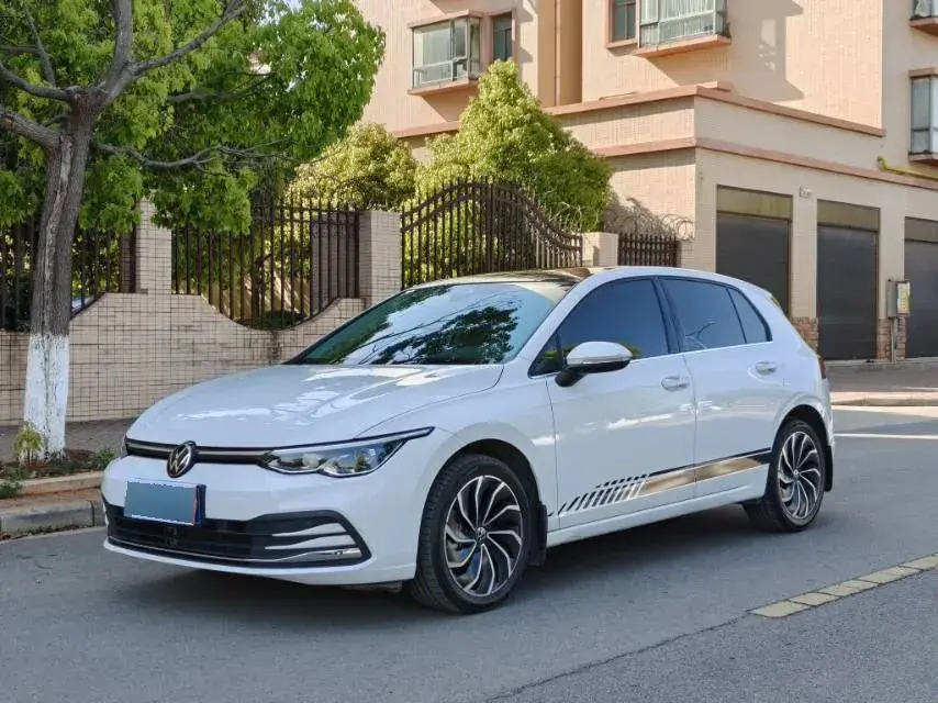 2023 Volkswagen Golf 1.4T 150HP L4 7DCT