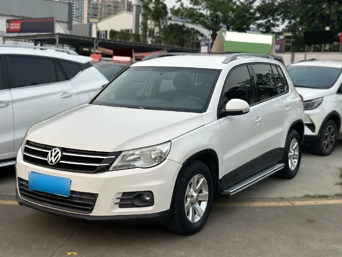 2012 Volkswagen Tiguan 1.8T 160HP L4 6MT