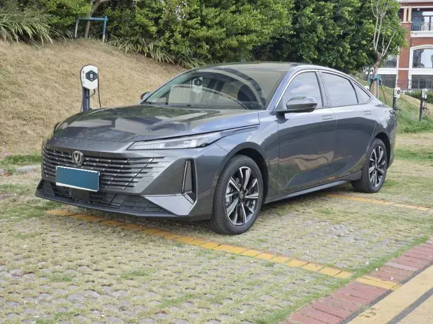 2024 ChangAn Eado 1.5T 170HP L4 7DCT