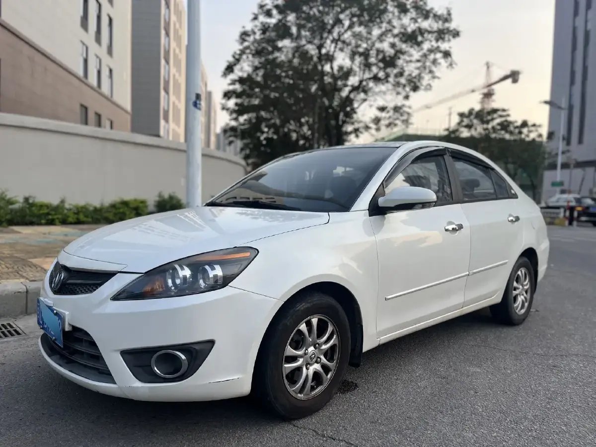 2012 ChangAn Alsvin 1.5L 114HP L4 5MT