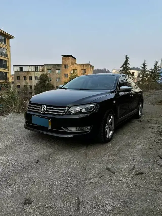 2017 Volkswagen Passat 1.8T 180HP L4 7DCT
