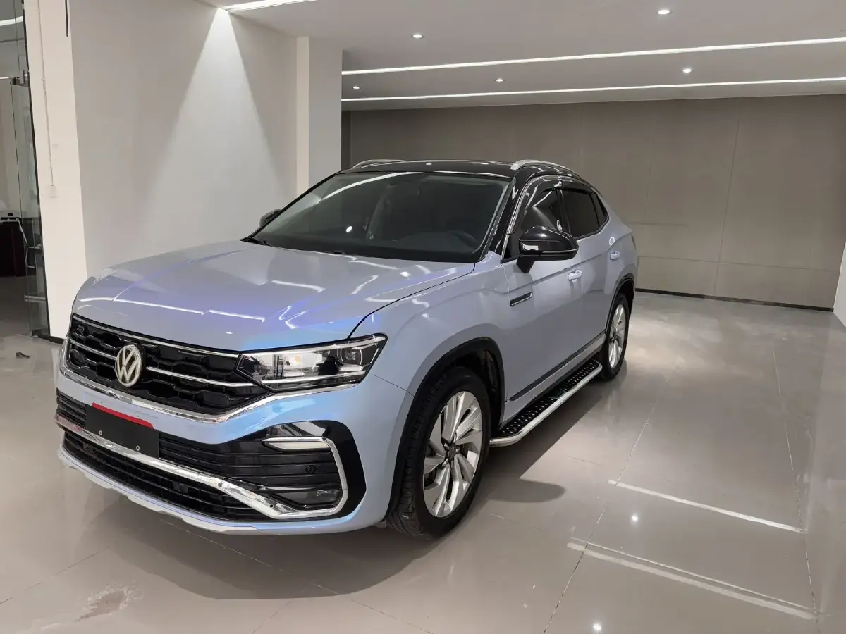 2020 Volkswagen Tayron X 2.0T 186HP L4 7DCT