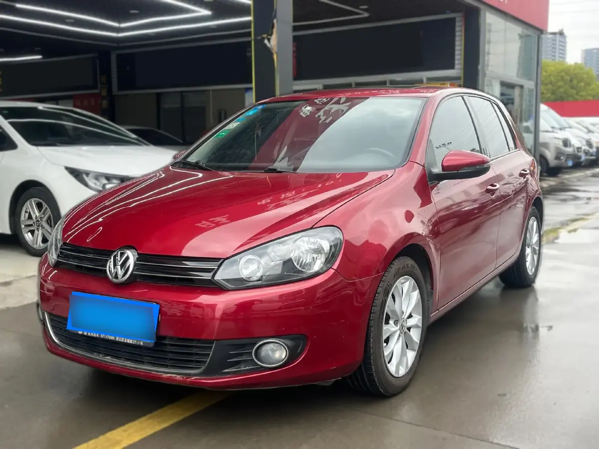 2012 Volkswagen Golf 1.6L 105HP L4 6AT