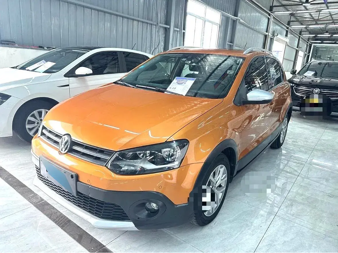 2016 Volkswagen Polo 1.4L 90HP L4 5MT