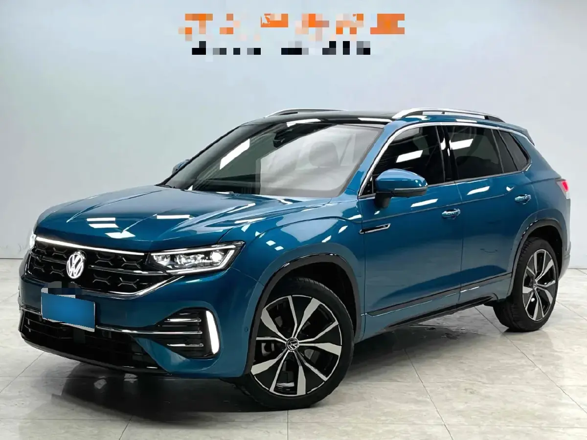 2023 Volkswagen Tayron 2.0T 220HP L4 7DCT