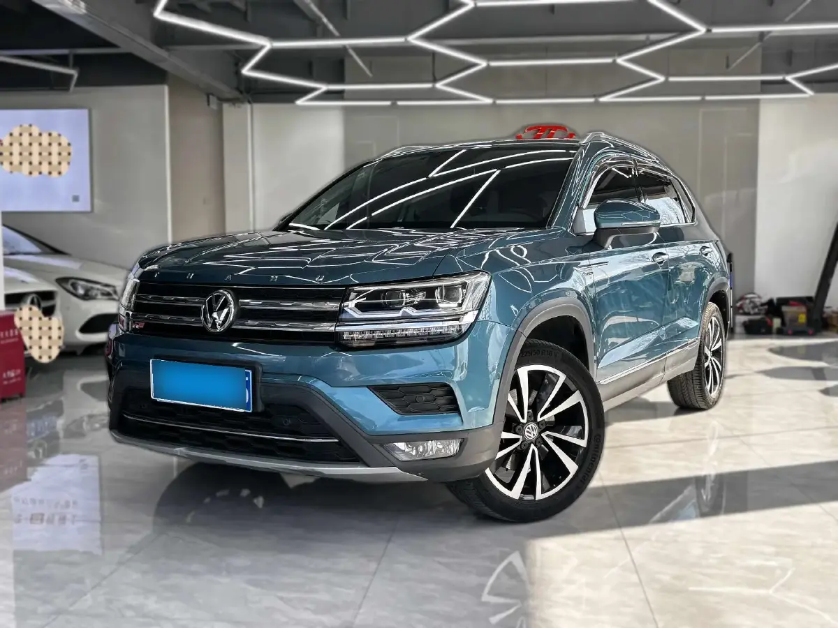 2019 Volkswagen Tharu 1.4T 150HP L4 7DCT