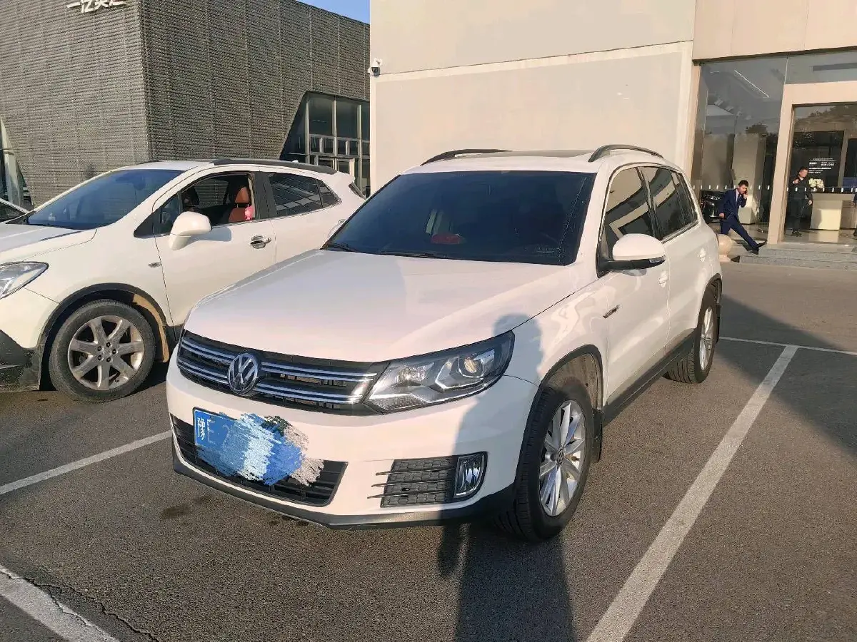 2017 Volkswagen Tiguan 1.8T 160HP L4 6AT