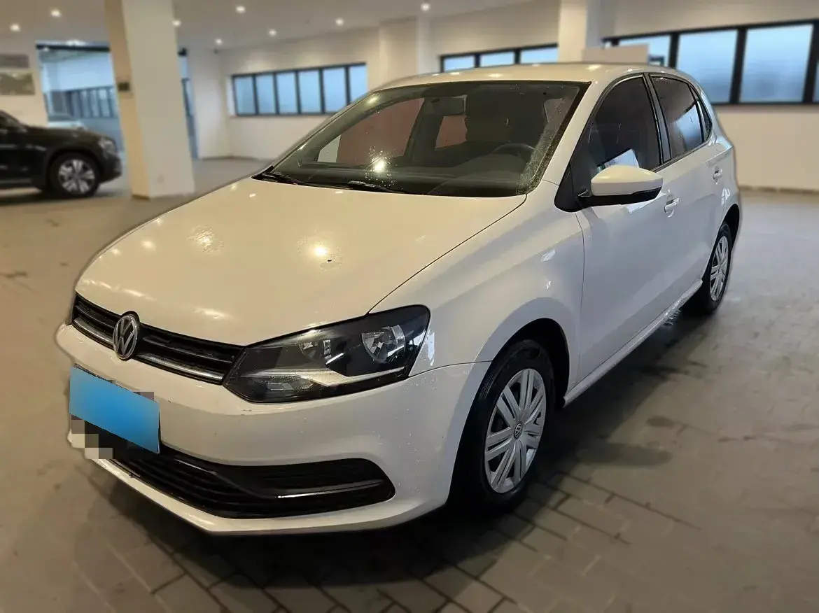 2016 Volkswagen Polo 1.4L 90HP L4 6AT