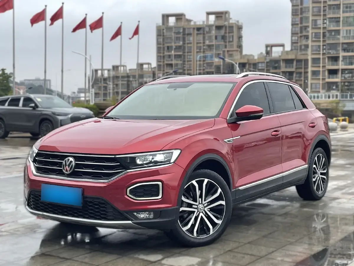 2019 Volkswagen T-Roc 1.4T 150HP L4 7DCT