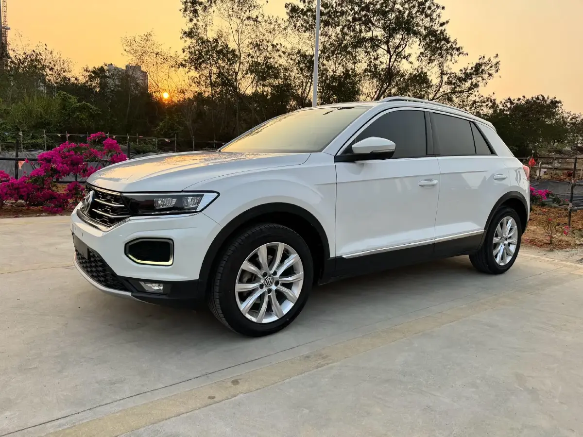 2019 Volkswagen T-Roc 1.4T 131HP L4 7DCT