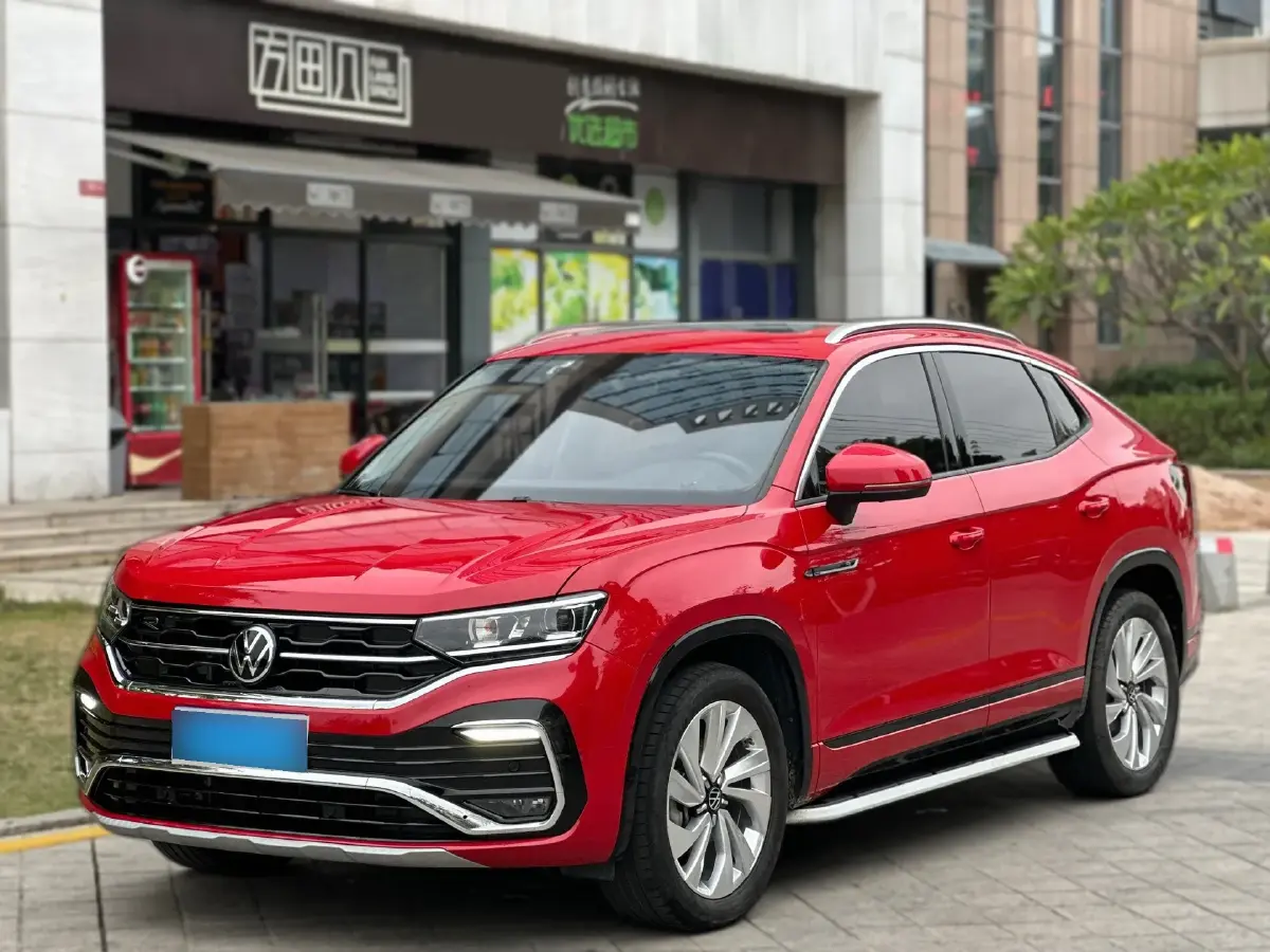2020 Volkswagen Tayron X 2.0T 186HP L4 7DCT