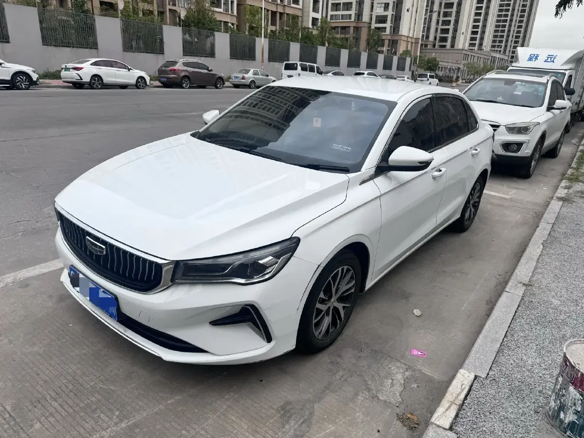2022 Geely Emgrand 1.5L 114HP L4 5MT