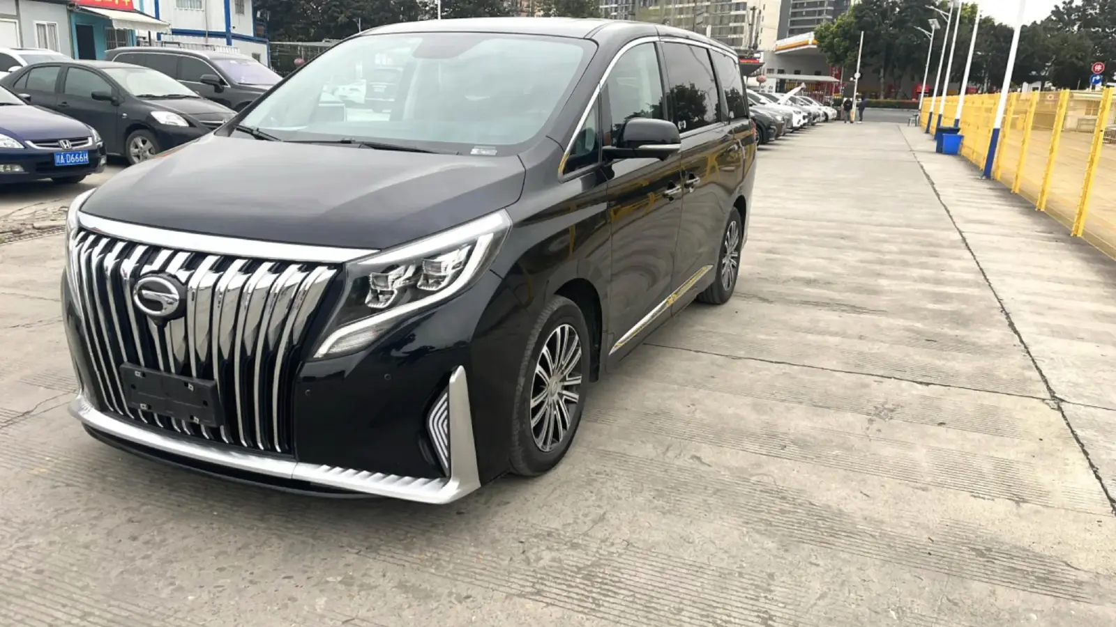 2021 GAC Trumpchi M8 2.0T 252HP L4 8AT