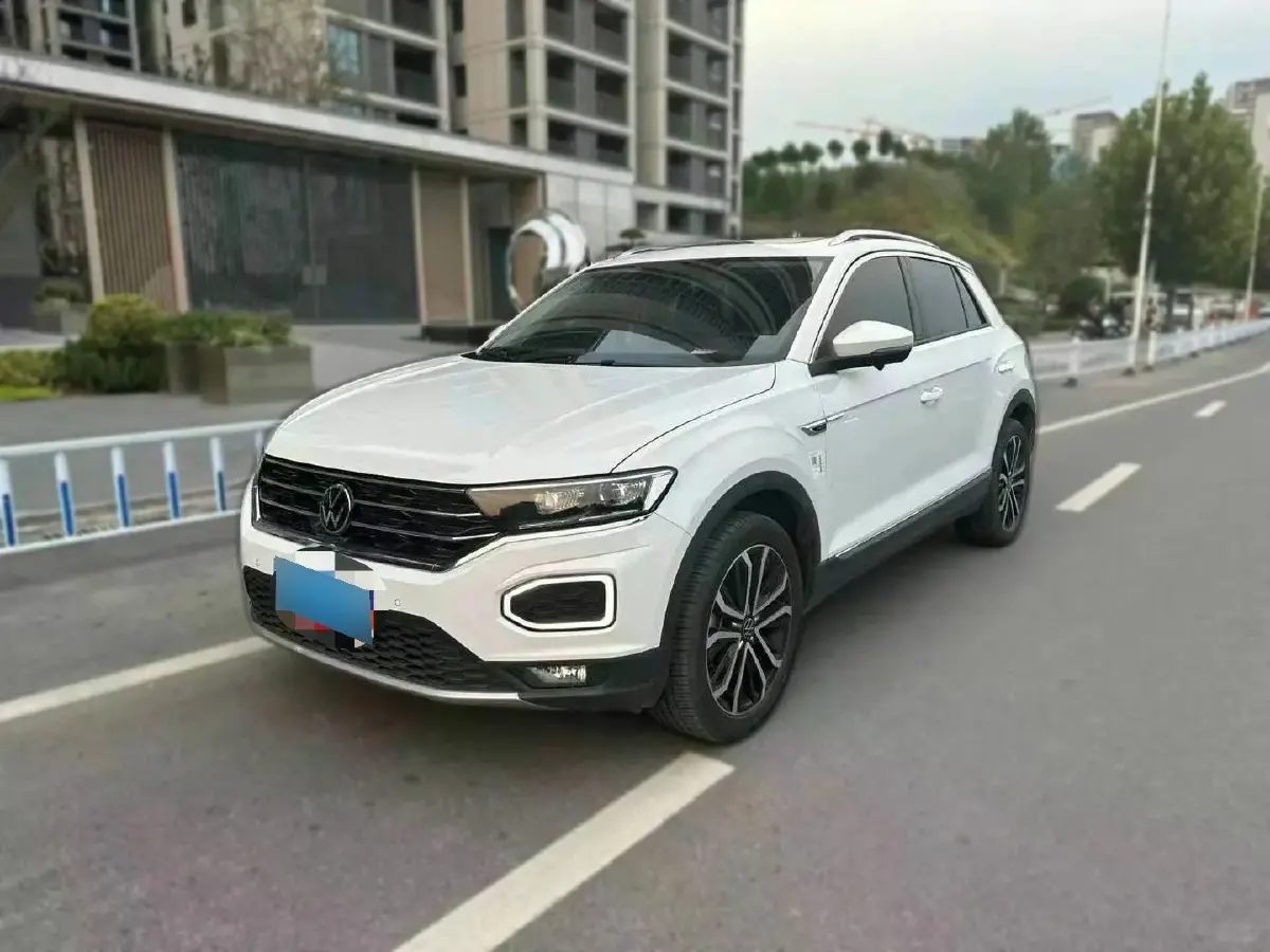 2022 Volkswagen T-Roc 1.4T 150HP L4 7DCT