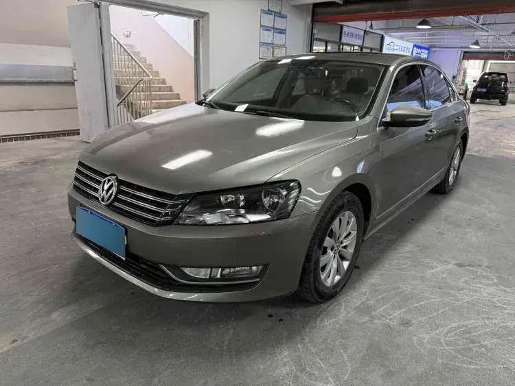 2013 Volkswagen Passat 1.8T 160HP L4 7DCT