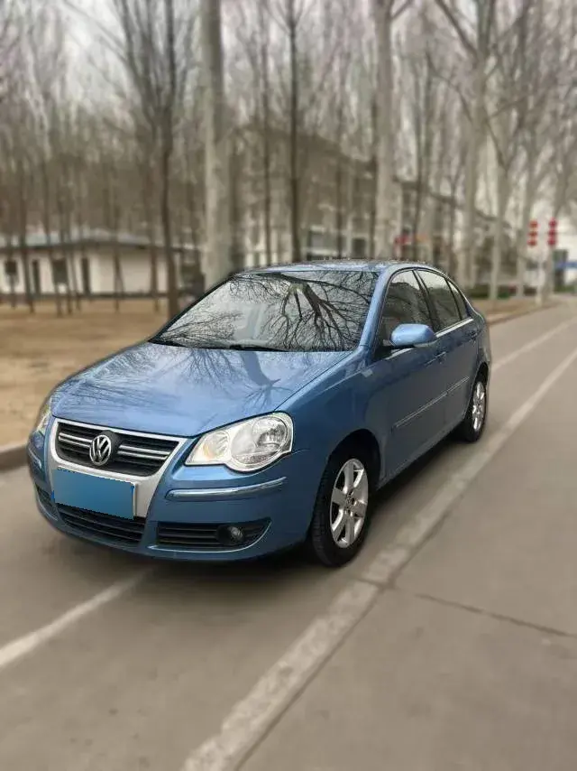 2009 Volkswagen Polo 1.6L 105HP L4 6AT