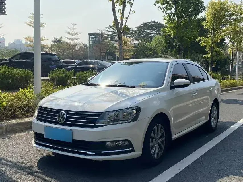 2017 Volkswagen Lavida 1.4T 131HP L4 7DCT