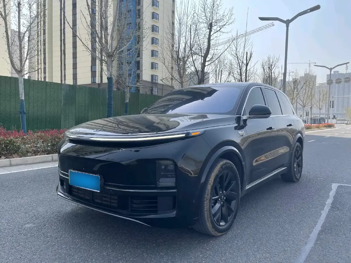 2023 Li L8 Range Extended 154HP REEV 40.9KWH