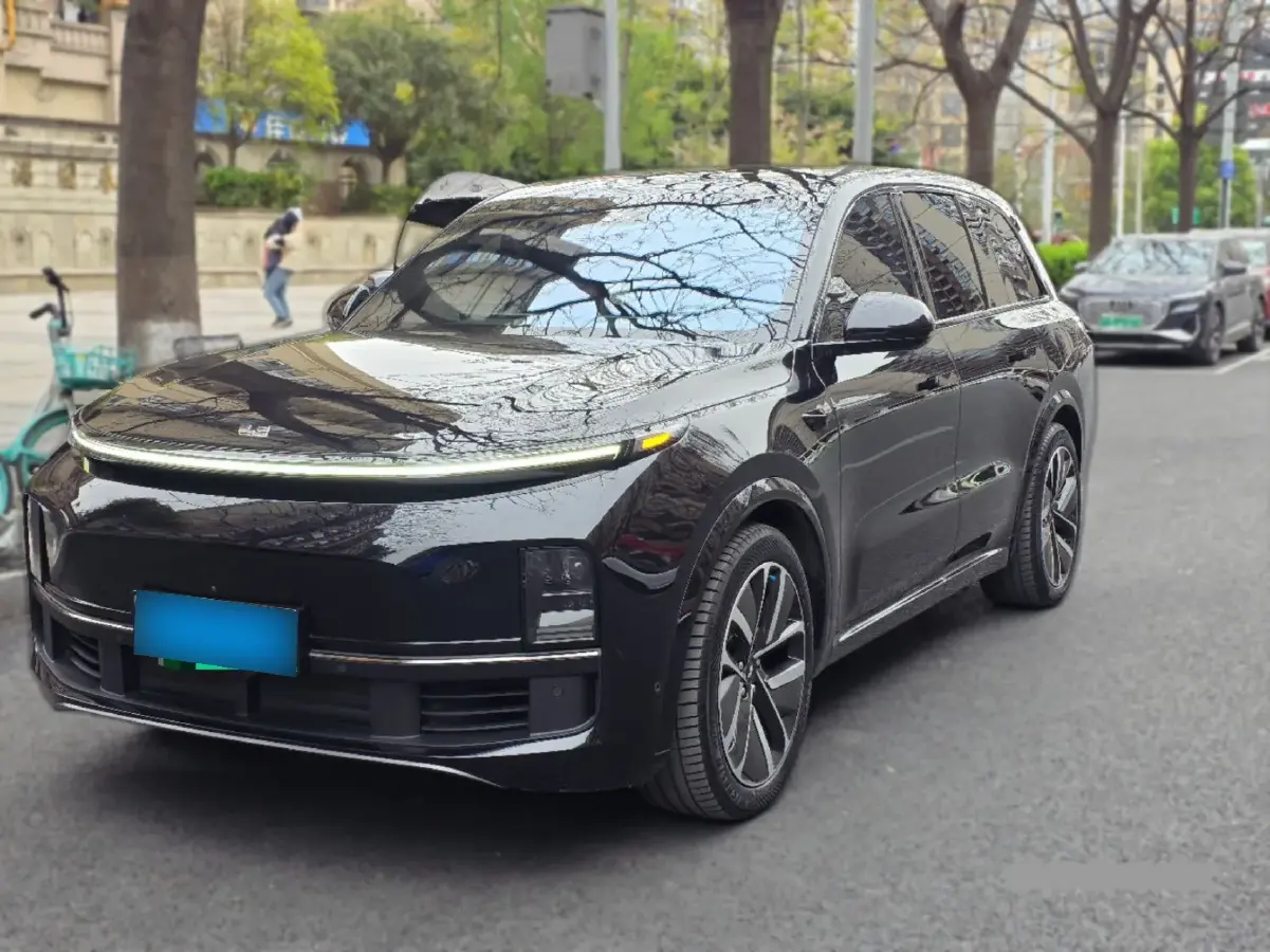 2023 Li L8 Range Extended 154HP REEV 40.9KWH