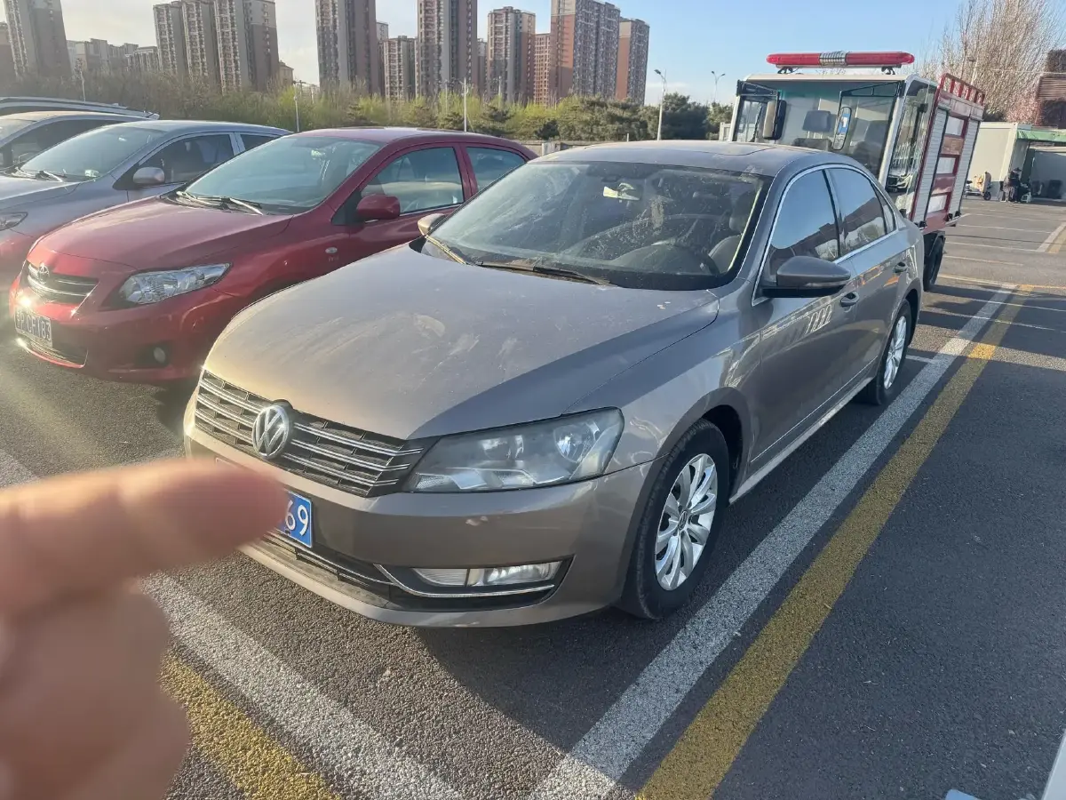 2013 Volkswagen Passat 1.8T 160HP L4 7DCT