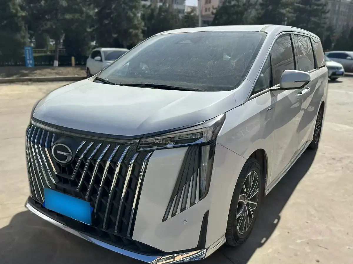 2023 GAC Trumpchi M8 2.0T 252HP L4 8AT