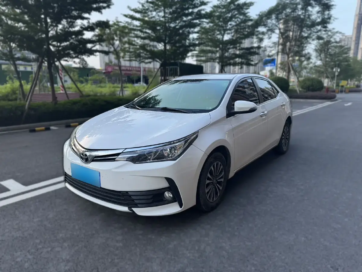 2018 Toyota Corolla 1.2T 116HP L4 CVT