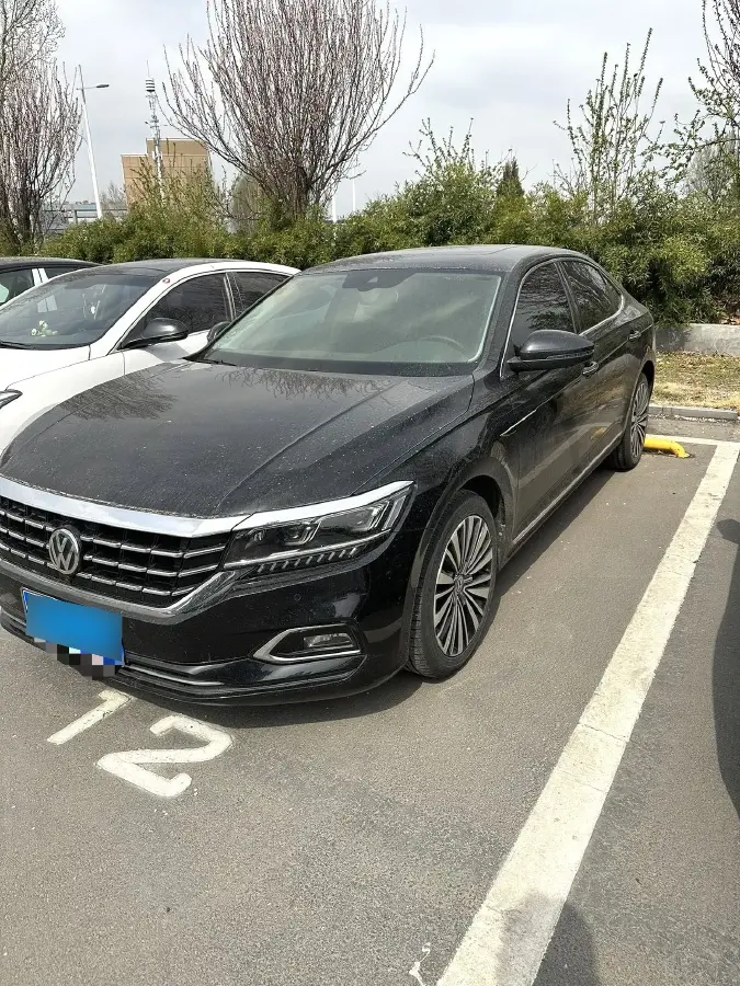 2019 Volkswagen Passat 2.0T 186HP L4 7DCT