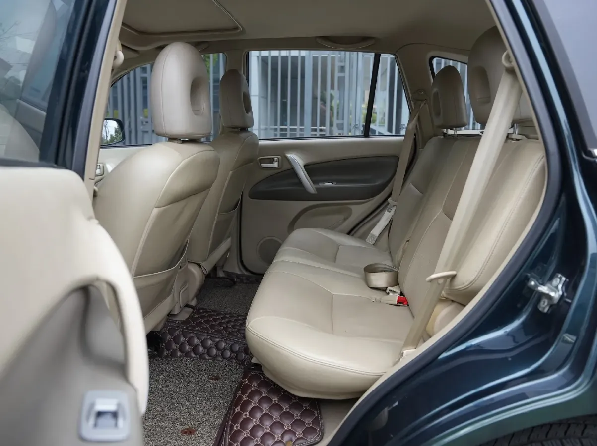 2010 Chery Tiggo 1.8L 132HP L4 5MT,autocango,china used car exporter,china ev exporter,chinese used car exporter,chinese used ev exporter