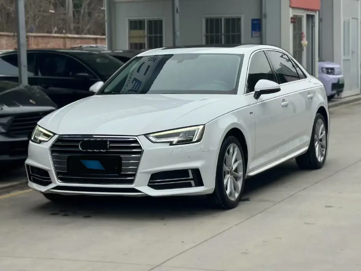 2018 Audi A4L 2.0T 190HP L4 7DCT