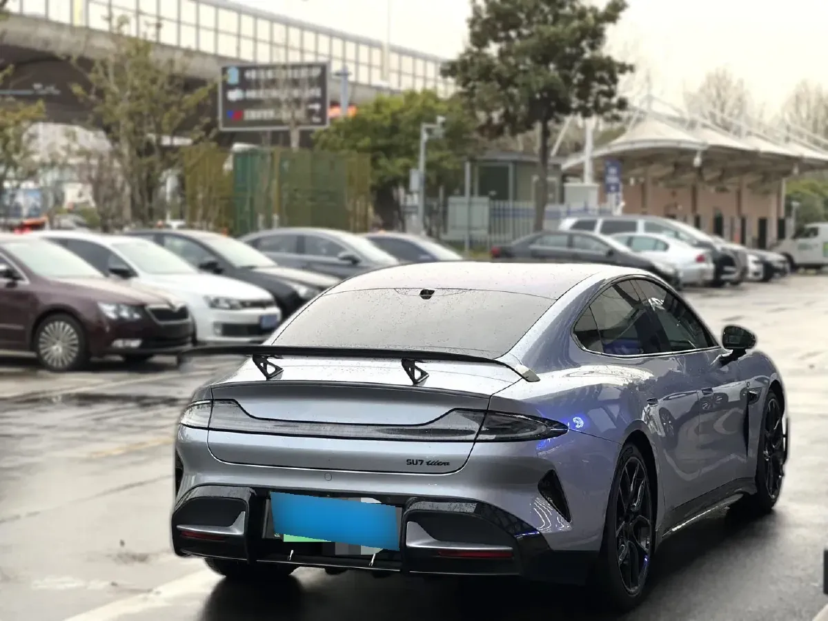 2025 MI SU7 Ultra BEV 93.7KWH,autocango,china used car exporter,china ev exporter,chinese used car exporter,chinese used ev exporter