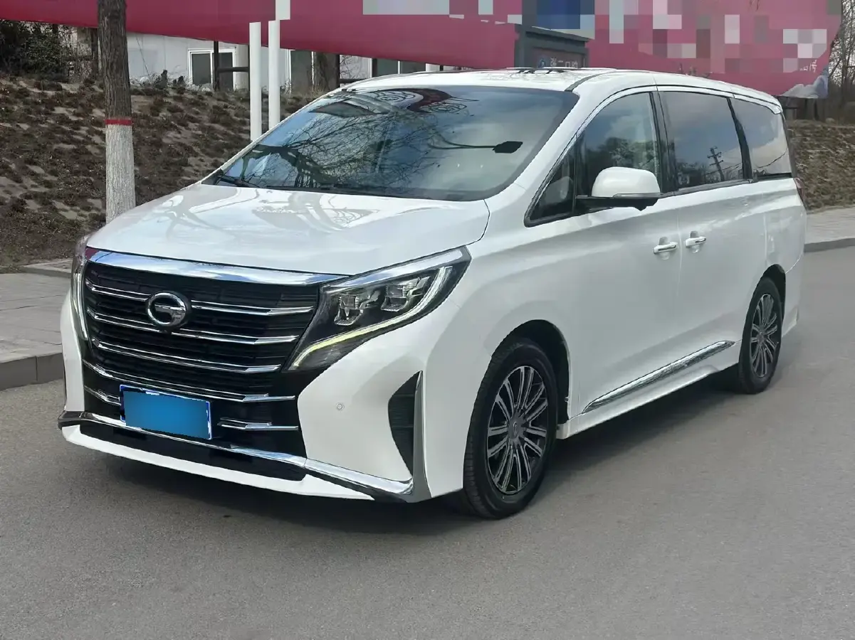 2021 GAC Trumpchi M8 2.0T 252HP L4 8AT