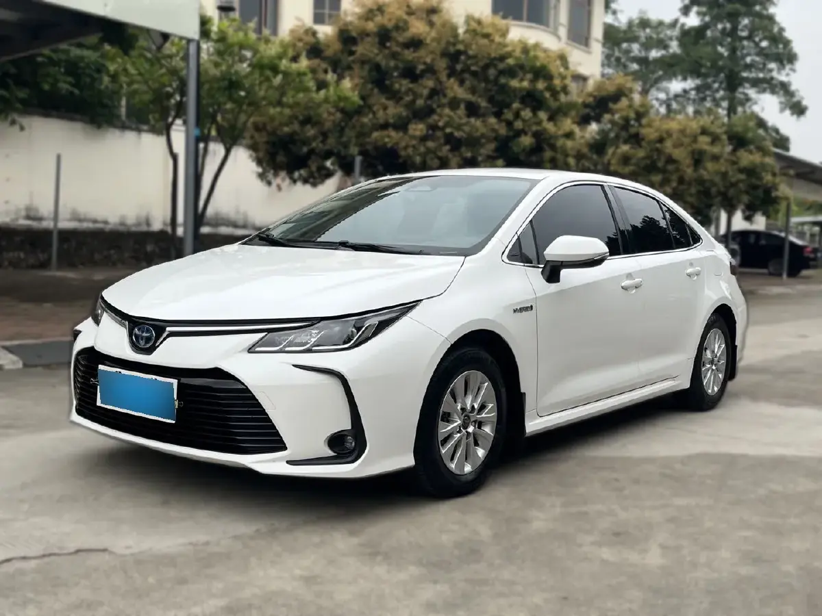 2023 Toyota Corolla 1.8L 98HP L4 E-CVT Hybrid