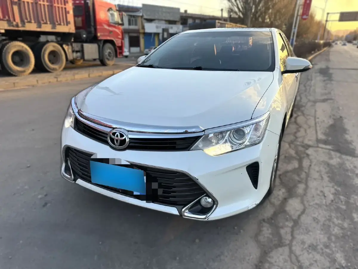 2016 Toyota Camry 2.0L 167HP L4 6AT