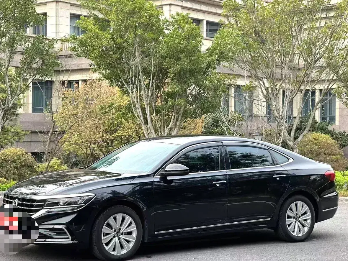 2021 Volkswagen Passat 2.0T 186HP L4 7DCT